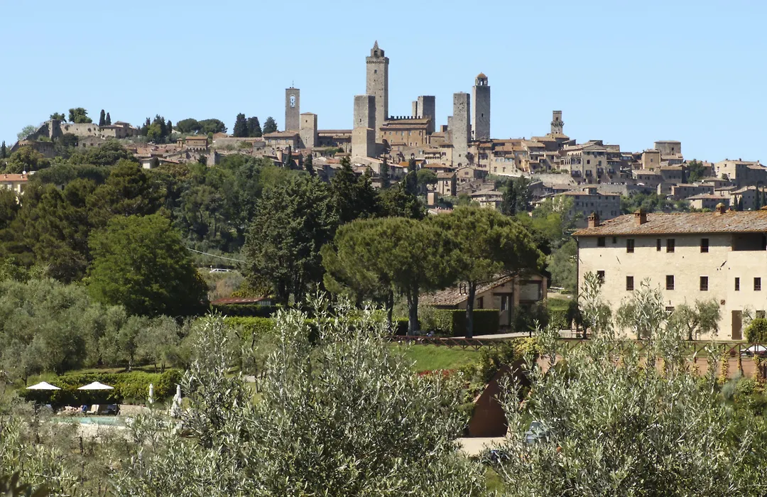 Fattoria Abbazia Monte Oliveto-1
